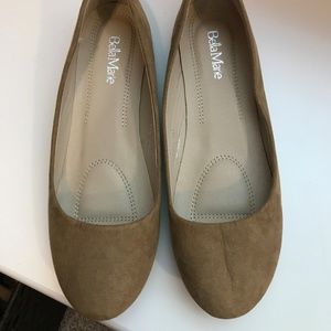 Tan Flats